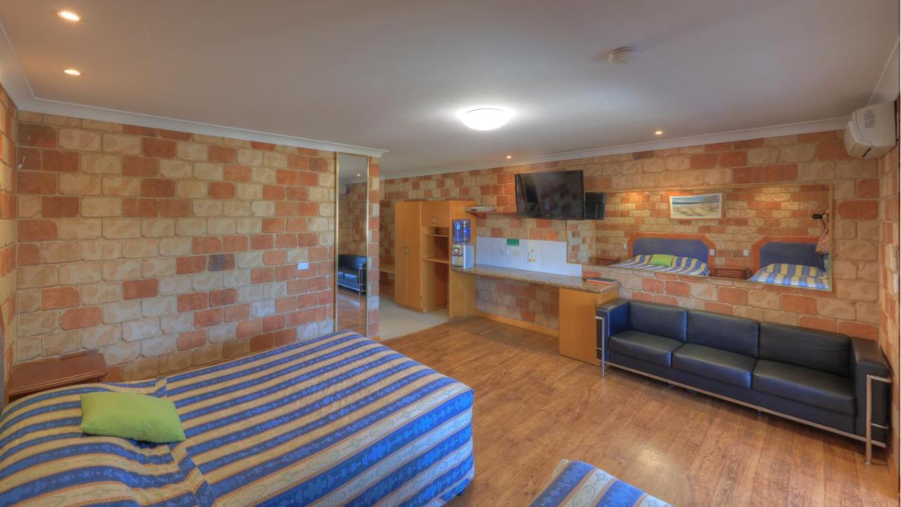 Golfers Inn Tenterfield Exterior foto